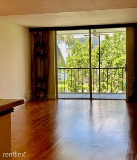 Foto del edificio - 3 br, 2 bath Condo - 198 NW 67th St Apt 304