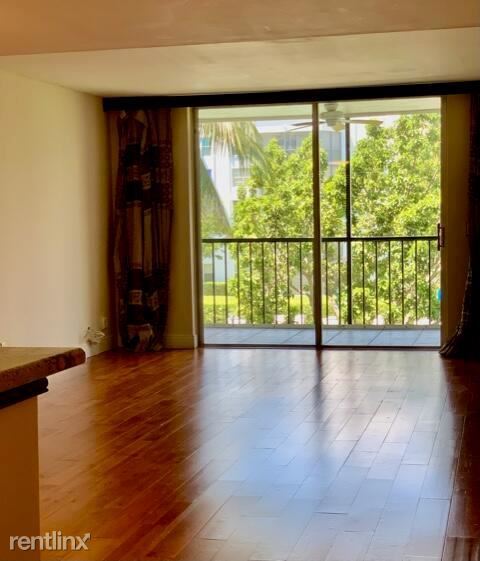 Building Photo - 3 br, 2 bath Condo - 198 NW 67th St Apt 304