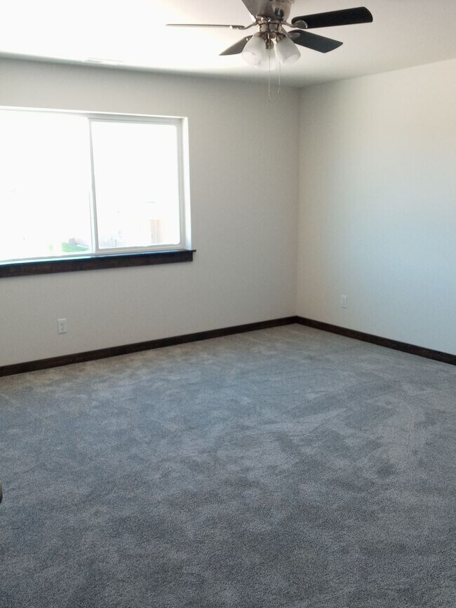 Foto del edificio - 1516 Butler Creek Ave