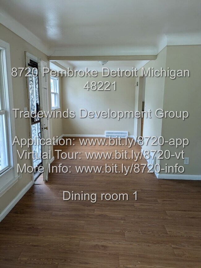 Foto del edificio - 8720 Pembroke Ave