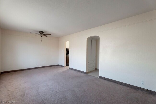 Foto del edificio - 216 N 10th St