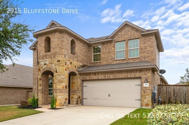 Building Photo - 2915 Bluffstone Dr
