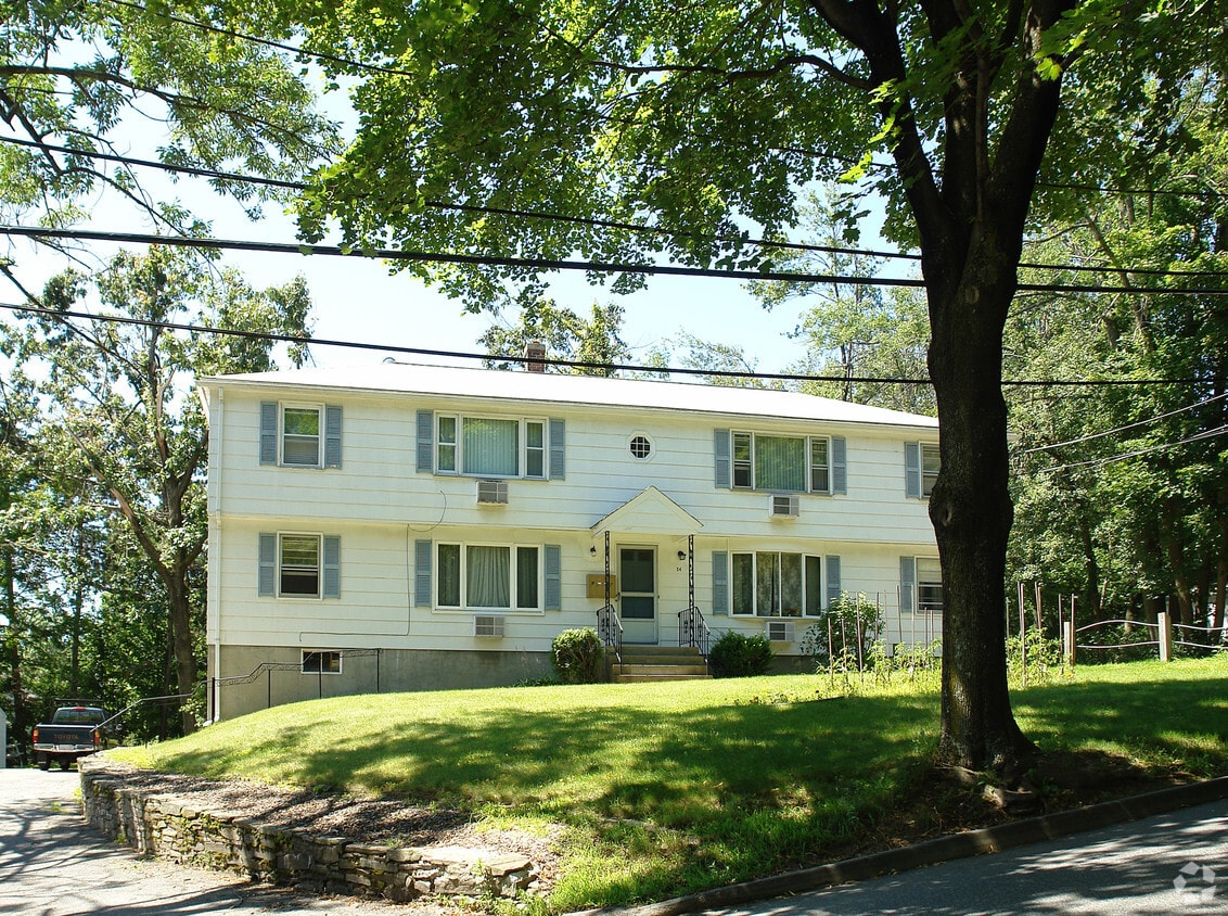 Primary Photo - 24-26 Varney St