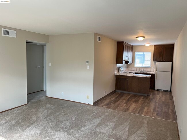 Building Photo - 1651 Detroit Ave