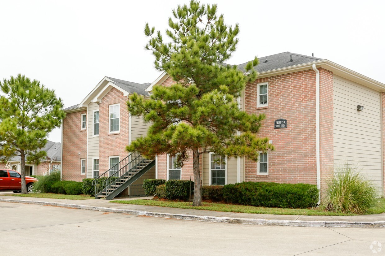 Primary Photo - Scott Street Townhomes