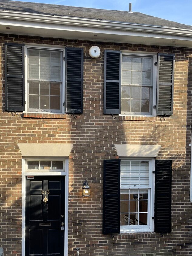 Primary Photo - 213 S Union St