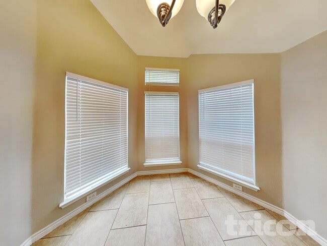 Building Photo - 5337 Warm Springs Trail