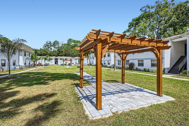 Building Photo - Stonemont Village