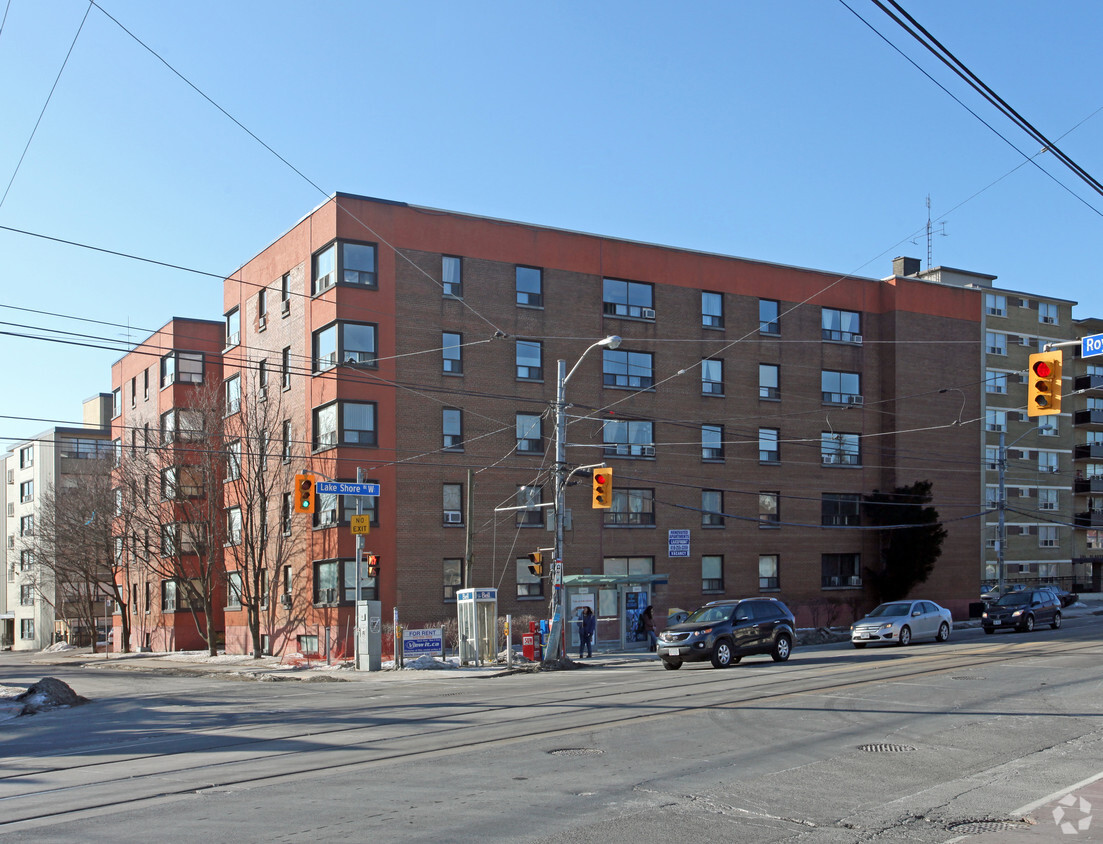 Building Photo - Riviera Court