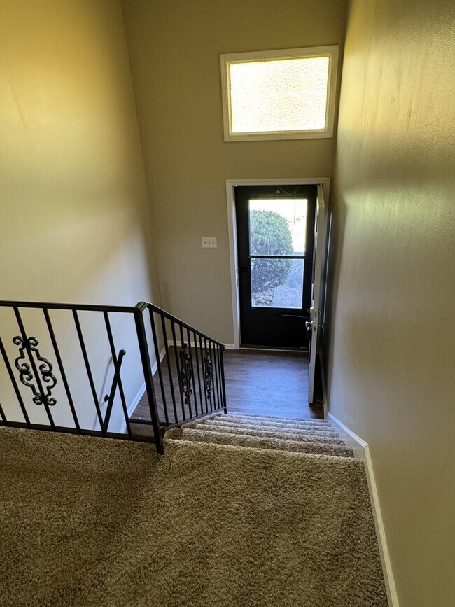 Building Photo - 3325 Wood Valley Ct
