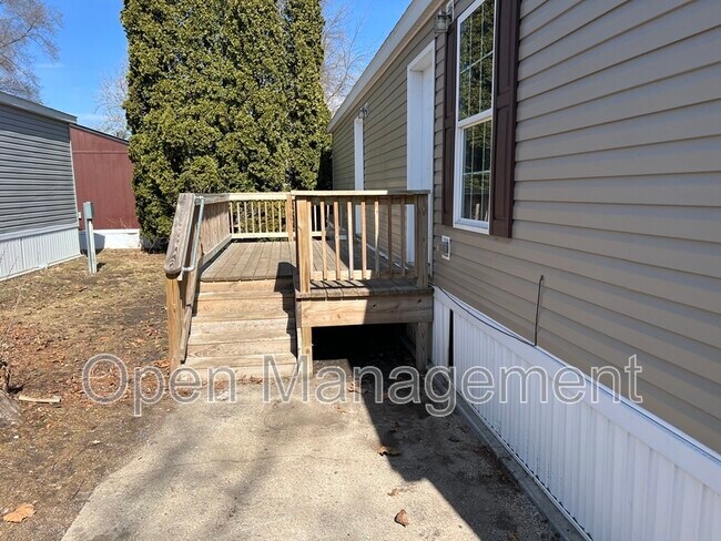 Foto del edificio - 755 N Tratt St