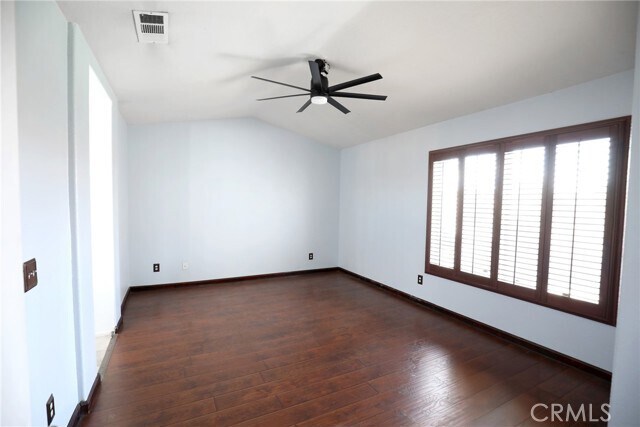 Foto del edificio - 40587 Geyser St