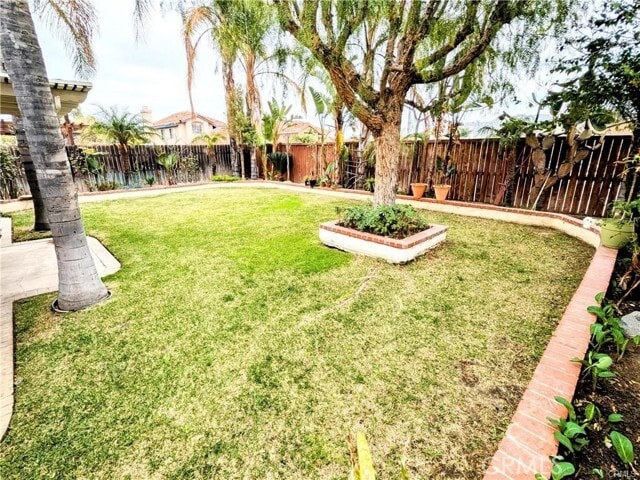 Building Photo - 3020 Pembroke Cir