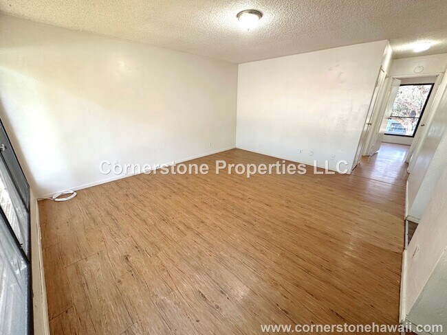 Building Photo - 87-122-122 Helelua St