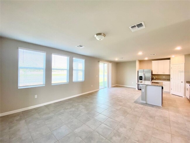 Foto del edificio - 5285 Sanders Oak Trl