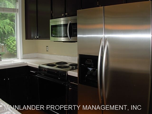 Building Photo - 4 br, 2.5 bath House - 4695 BLACK FOREST CT