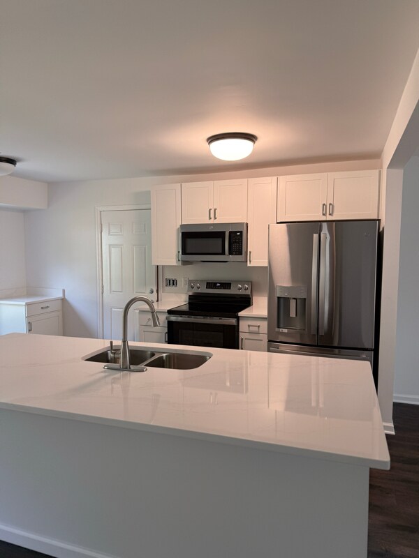 Building Photo - 201 Judith Dr