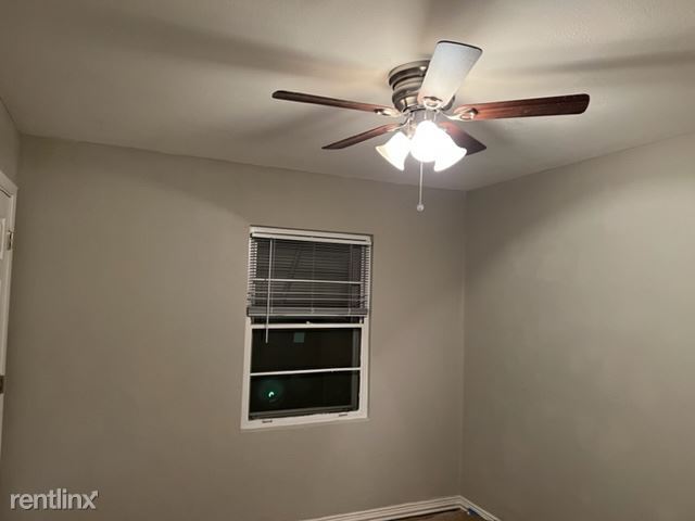 Foto del edificio - 3 br, 1 bath House - 424 N 21st St