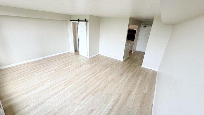 Photo - 3600 N Lake Shore Dr Apartment