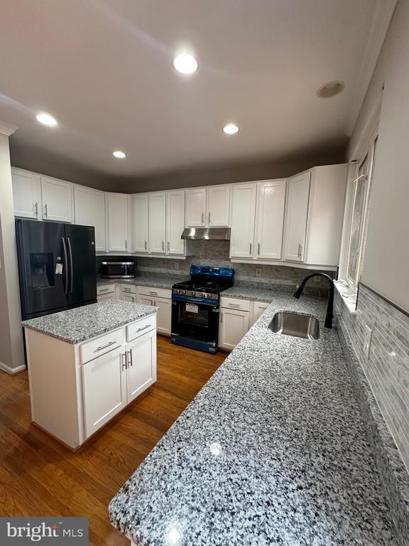 Building Photo - 14838 Edman Cir