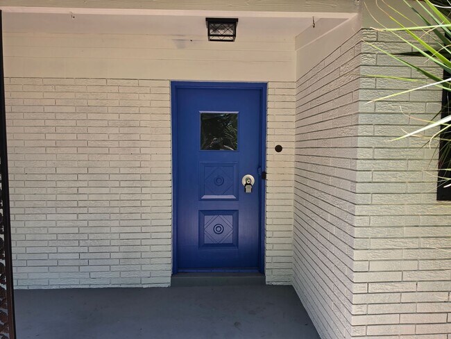 Building Photo - 640 Westward Cir