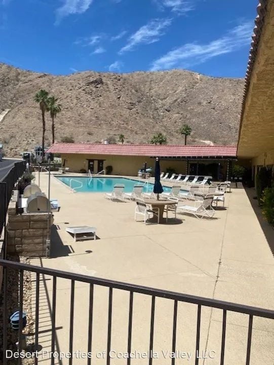 Building Photo - Peaceful Desert Retreat in Gated 55+ Community | Corner Lot with Double Entry Driveway