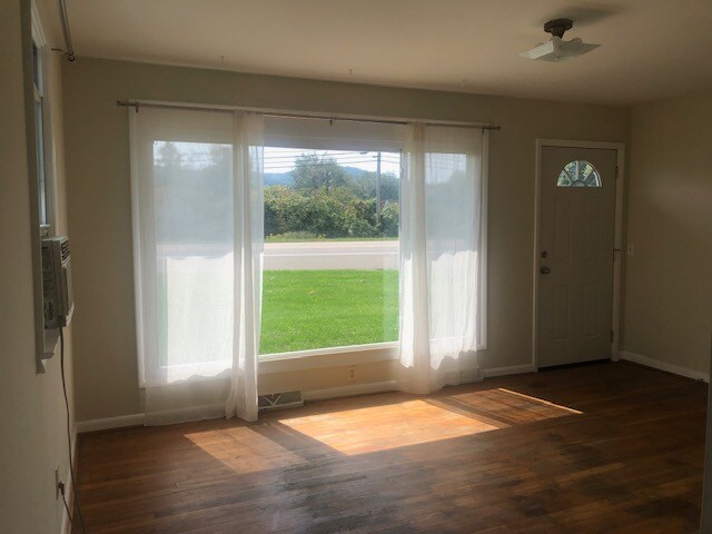 Building Photo - 3844 NY-417