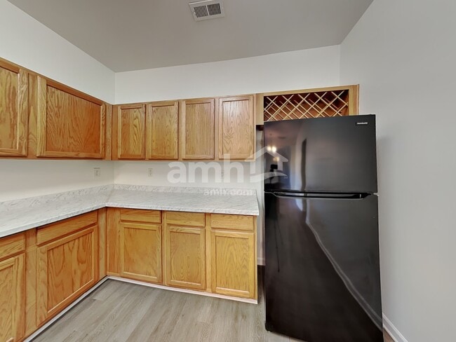 Building Photo - 2101 Trace Creek Dr