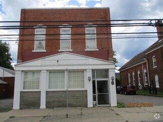 Building Photo - 126 Main St