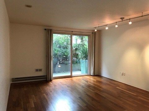 Living Room - 201 Harrison St