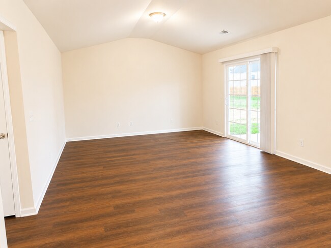 Building Photo - 24 Miller Park Cir