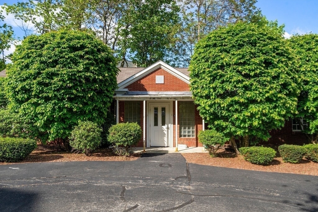 Foto principal - 312 Rindge Ave