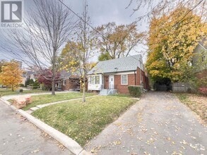 Building Photo - 112 Anndale Dr