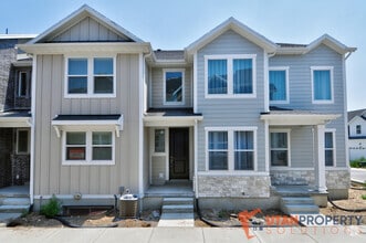 Building Photo - 13012 S Oberon Ln