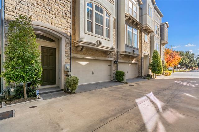 Building Photo - 762 Lacey Oaks Pl