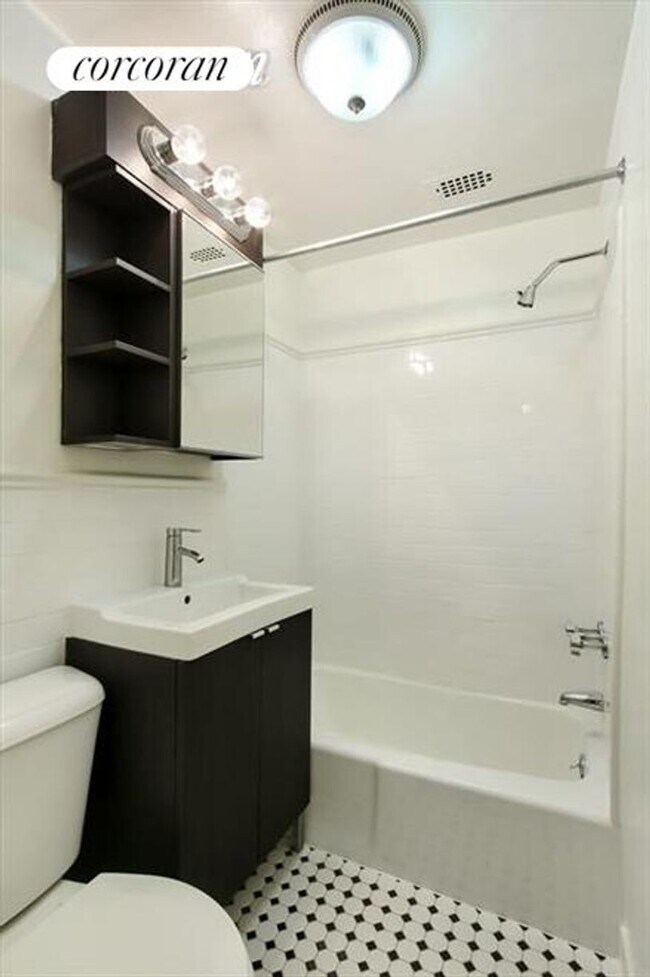 Foto del edificio - 30 Horatio St