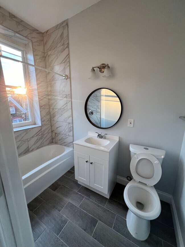 Foto del edificio - 1703 Guilford Ave