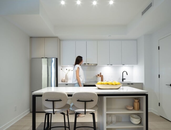 Building Photo - 25 Rosehill