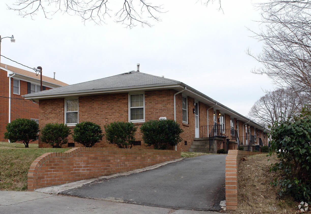 Primary Photo - 602 Fairmont St