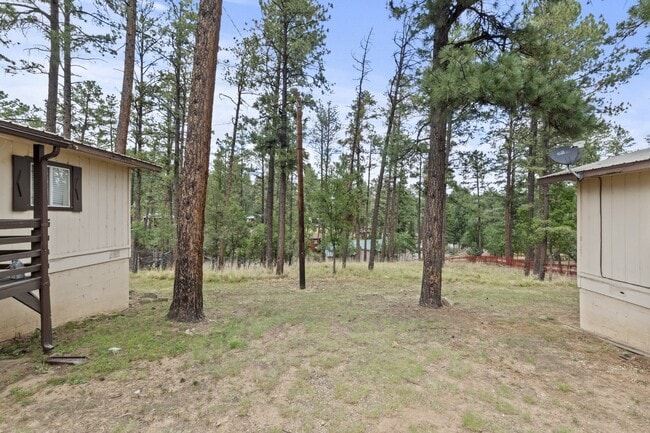 Foto del edificio - 100 Apache Hills Dr