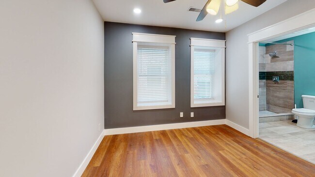 Foto del edificio - $1499 per Bedroom | 6BR/6BA Off Campus Hou...