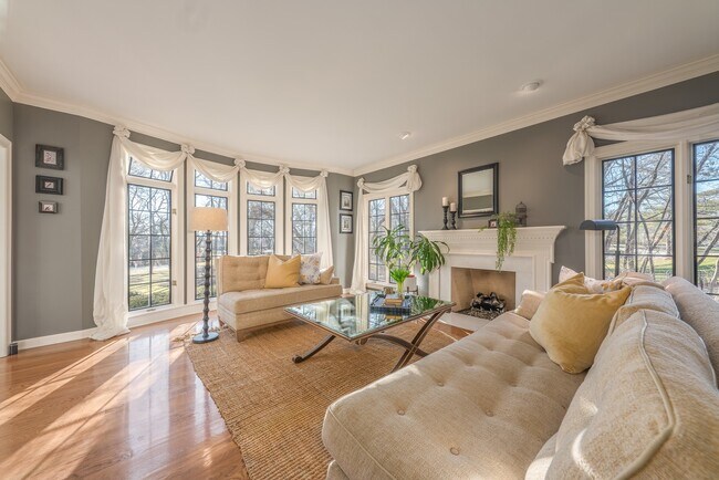Foto del edificio - 4N540 Hidden Oaks Rd