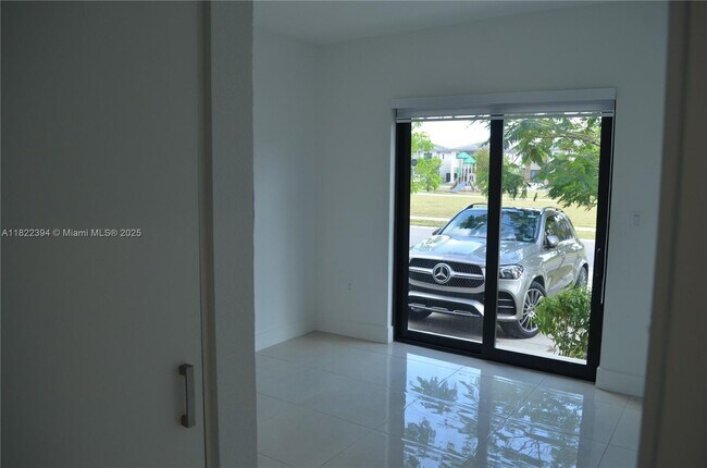 Foto del edificio - 1155 NW 2nd Ter