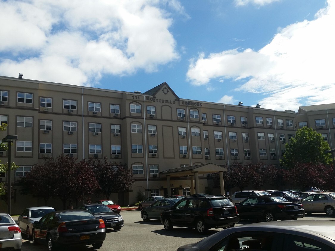 Montebello Commons Apartments in Suffern, NY
