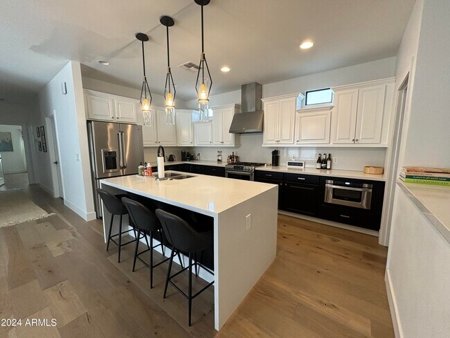 Foto del edificio - 4110 N 47th St