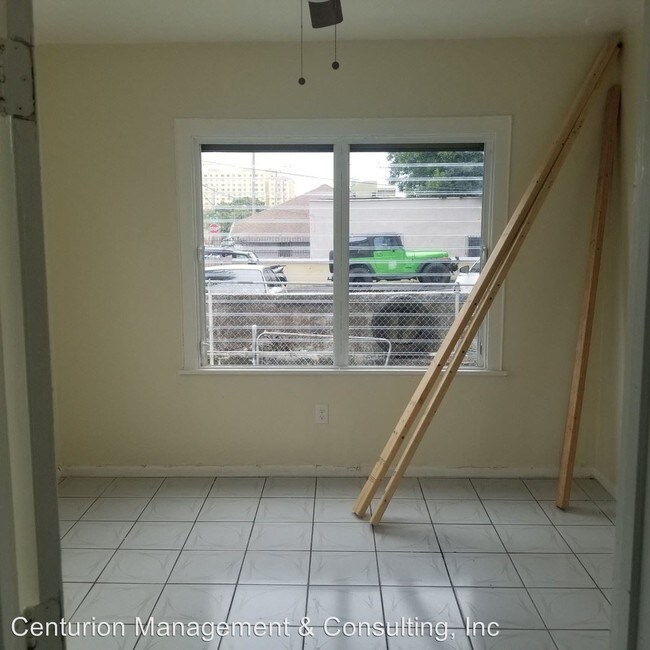 Foto del edificio - 530 NW 13th Ave