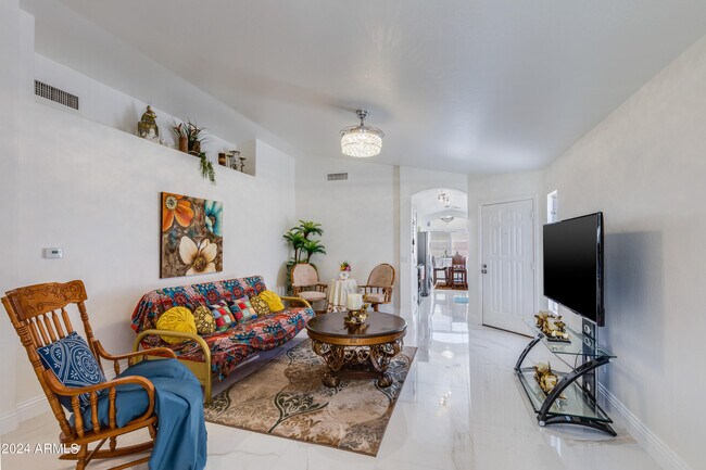 Foto del edificio - 16625 S 46th Pl
