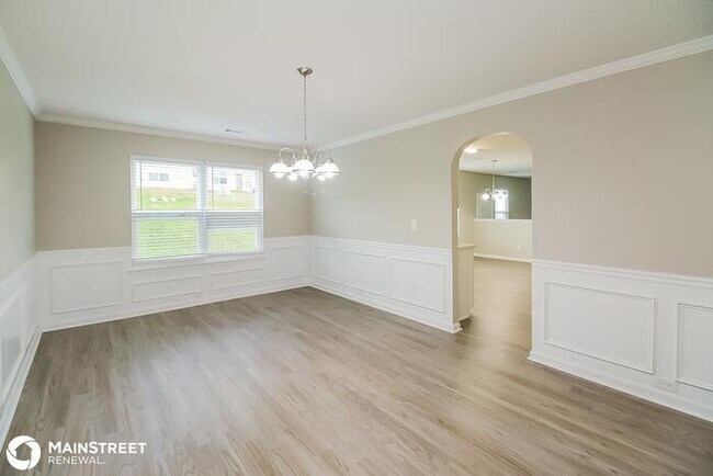 Building Photo - 561 Vaughan Dr, Hampton, GA 30228