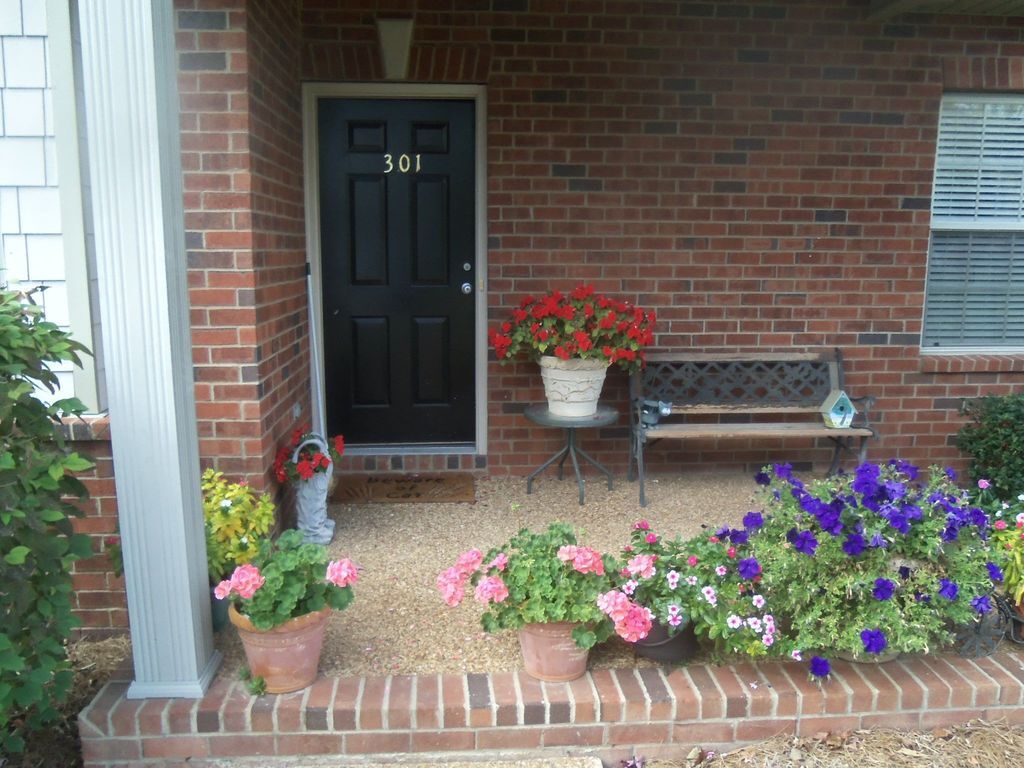 301 Cashmere Dr Unit 301, Thompsons Station, TN 37179 Condo for Rent