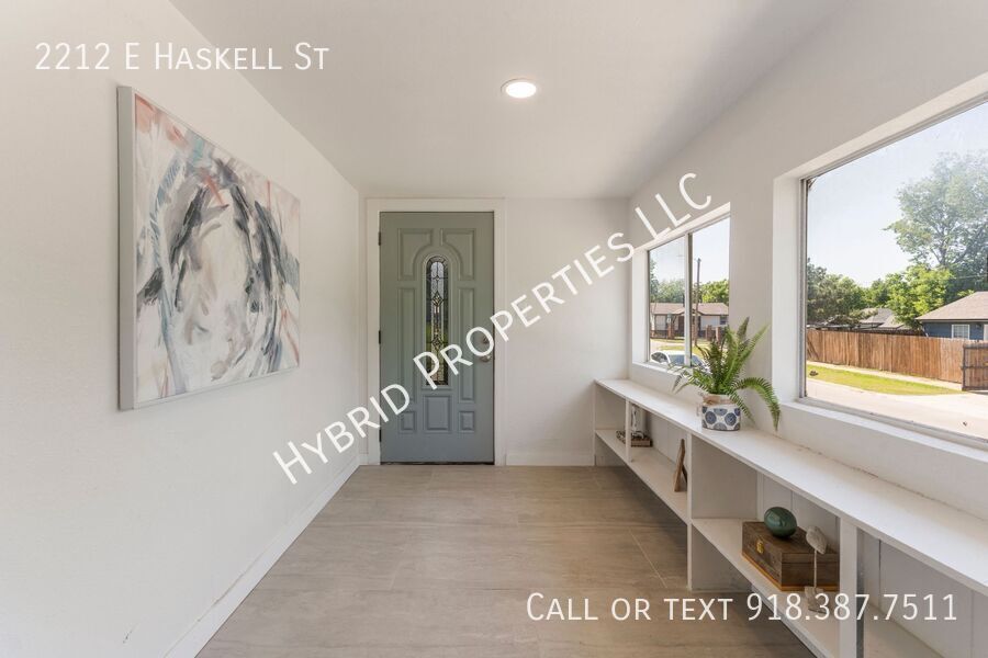 Foto principal - 2212 E Haskell St